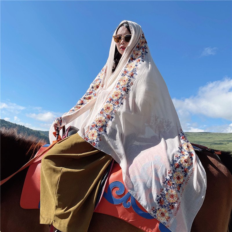 Scarve women in summer desert travel to sunscreen shawl-proof turban turbans