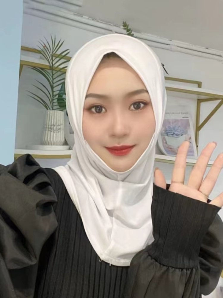 A new turban, a new turban, would make it easy for a soft hat to wear a tan over the restroom