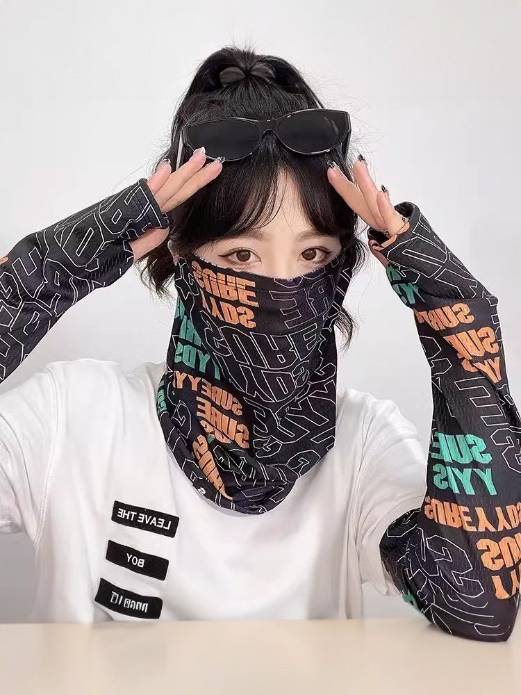 2024 new tan masked woman with a colored ice-covered face on his summer turban