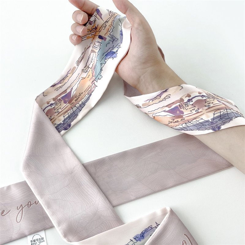 A new 2024 for a painting scarf and a new 2024 for a woman with a long summer tweezer