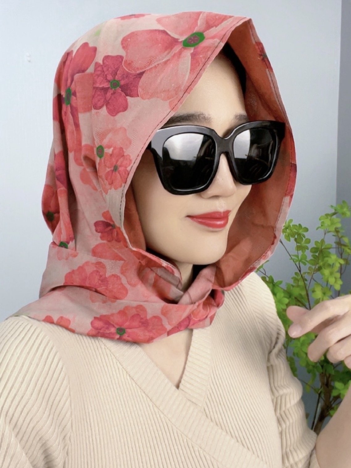 Autumn 2024 new red-striped turban caps are sun-proof and wind-proof