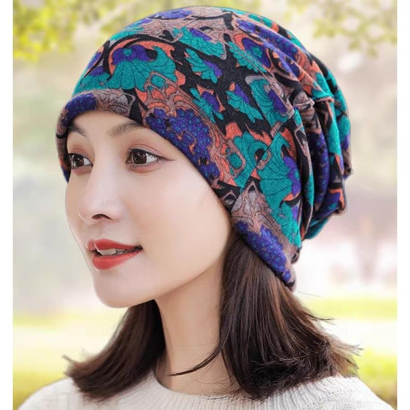 In autumn and winter, the Korean hat girl used a turban cap, a turban cap, a tattered tatter and a tatter