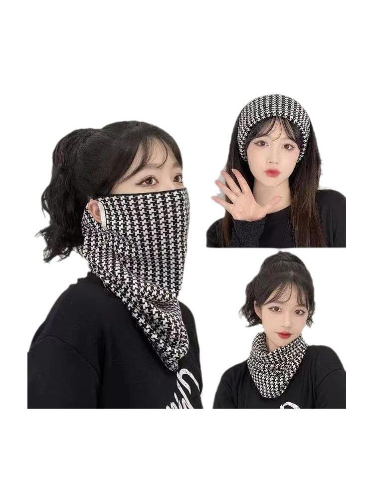 I'm wearing a multi-purpose turban for women in autumn and winter