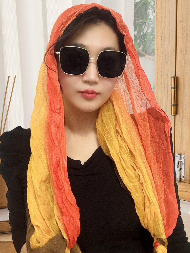 A long-stamped turban-proof shawl with a dress for spring and summer outside of the new girl's money