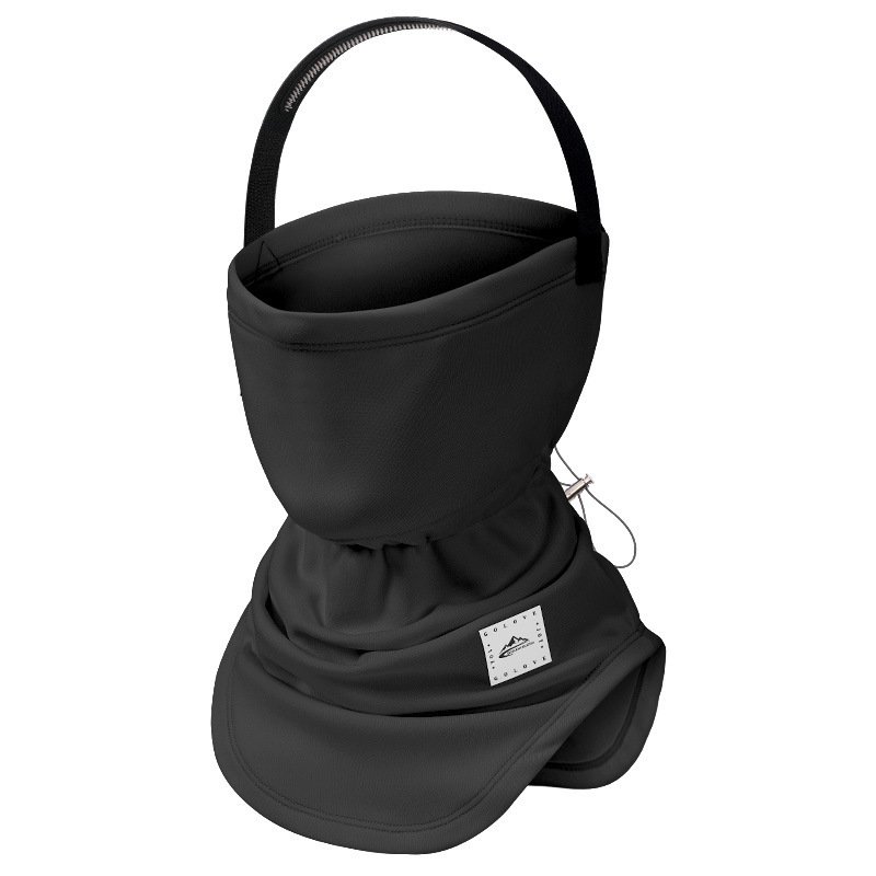 The ski mask protects the turban, and the women ride up the mountain to keep them warm and warm