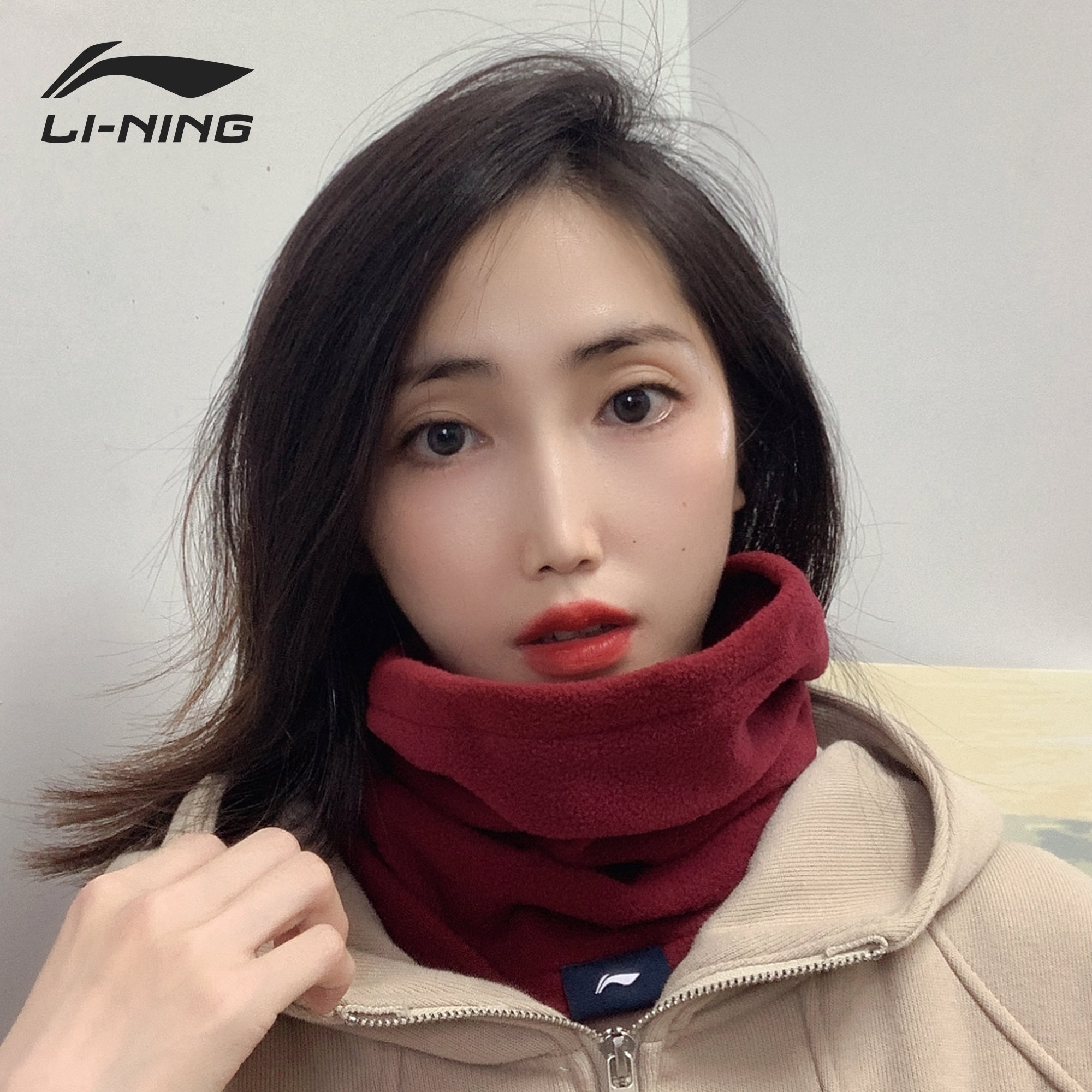 Li Ning rides around the neck girl warm and velvet in the autumn and winter with a thick neck scarf mask to protect her from the cold