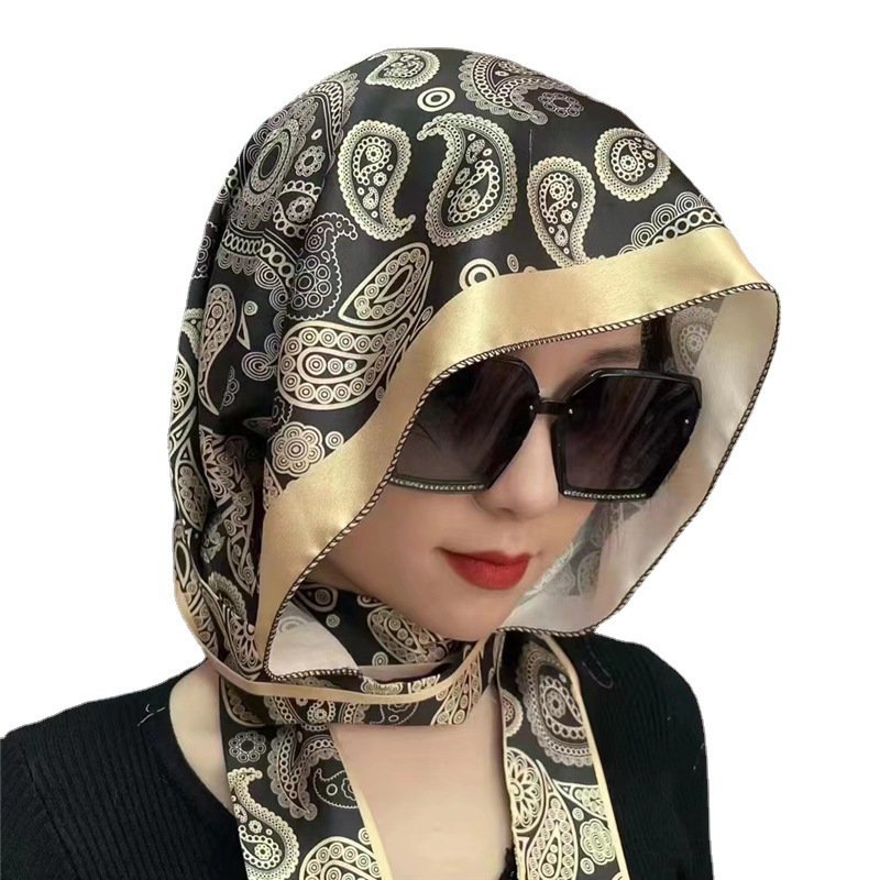 A multi-purpose tan-turban scarf hat with a turban with a girl's spring money