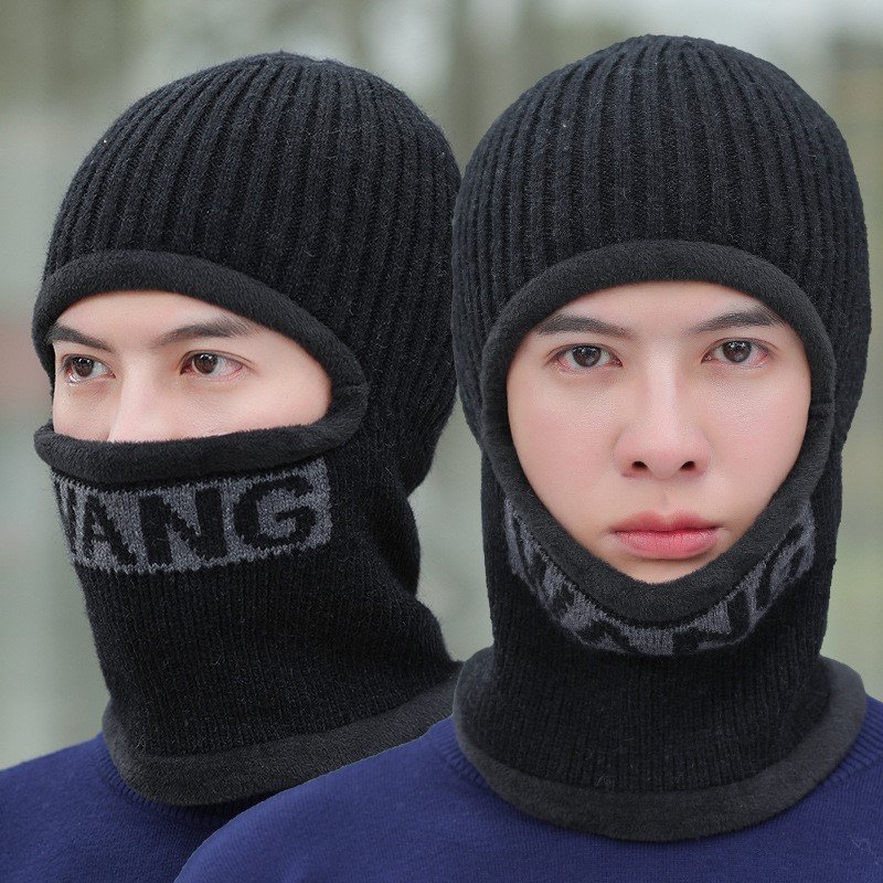 A warm head in winter and a cold-proof, wind-covered bonnet to protect a face