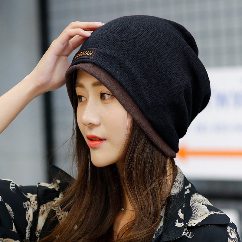 Warm neck and neck-covered hoods piled up in the autumn and winter caps with a velvet and thick-faced scarf cap