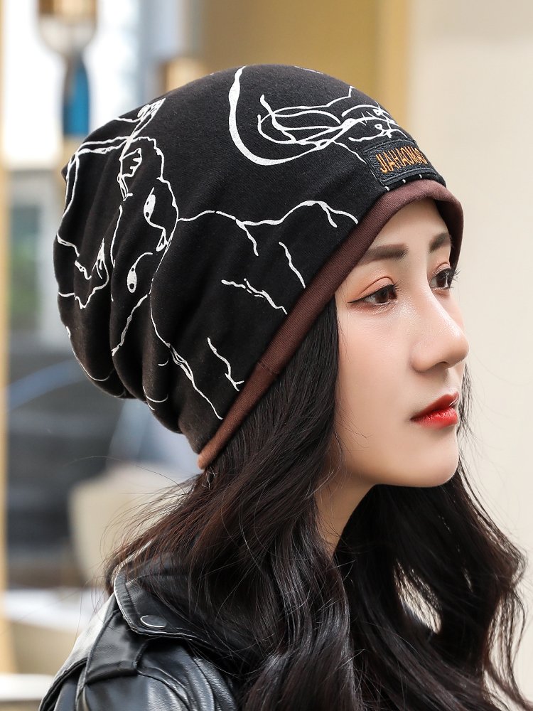 Windproof mask with a thick turban hat to protect the neck and neck