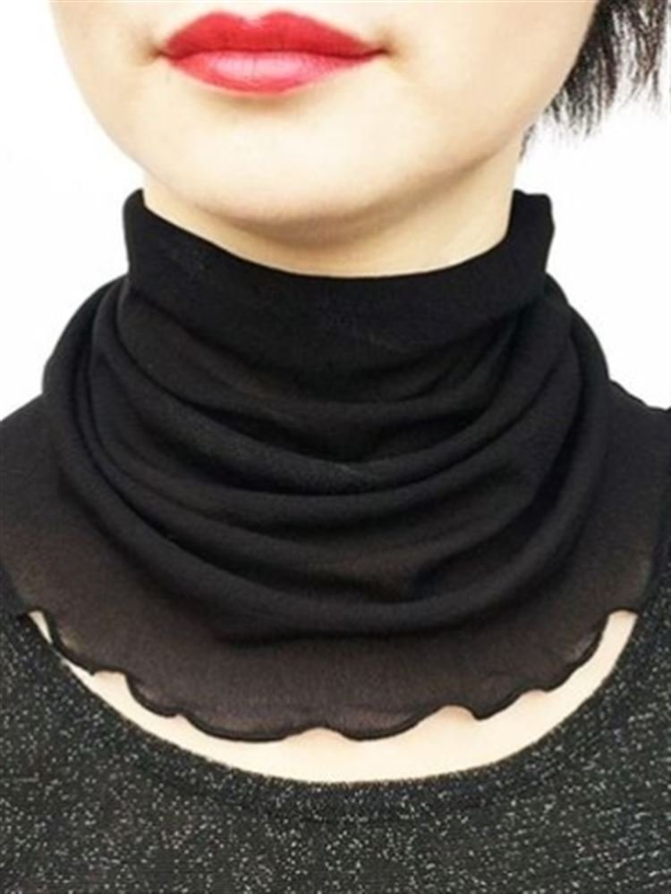 A warm neck scarf for Mordelle's summer scarf imitating a neck-and-a-barrel hood for the neck