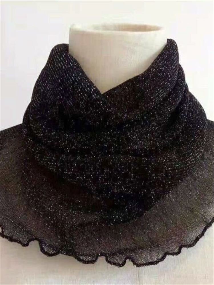 A warm neck scarf for Mordelle's summer scarf imitating a neck-and-a-barrel hood for the neck