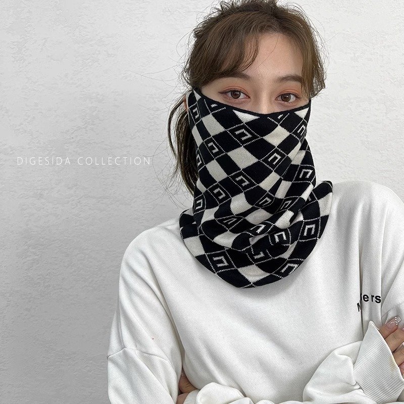 In the winter of the winter, the korean version of the korean ear mask warms the neck with a hundred scarfs and a thick wind and cold mask