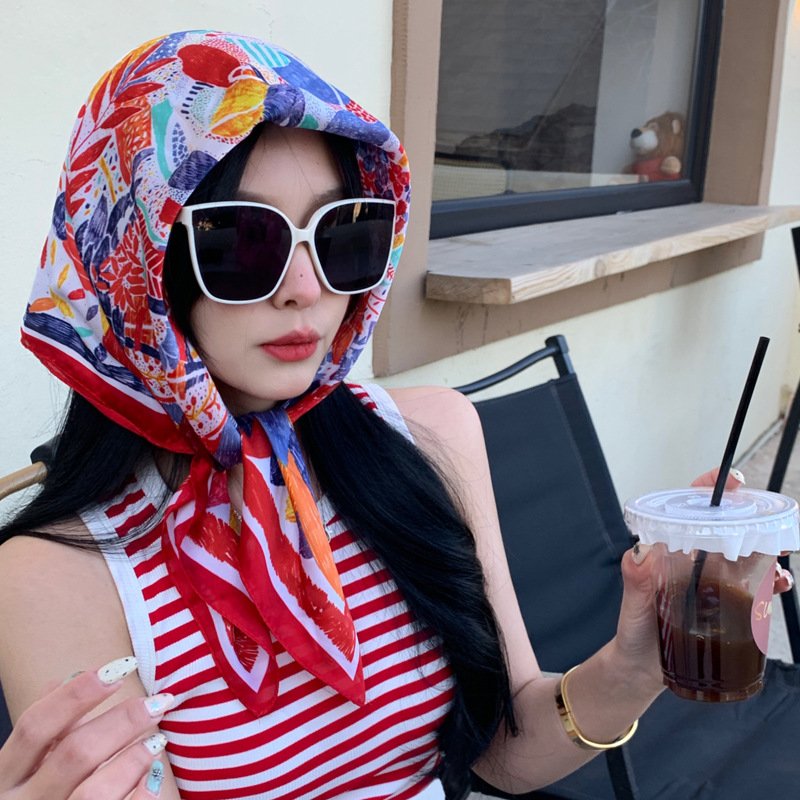 french retro-turban women summer tanning turbans and shawl heads on the seaside