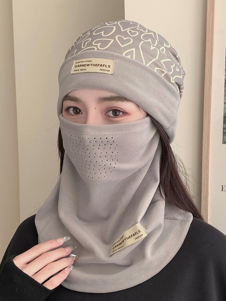 Queen's Winter Warm Ride Drive Wind Mask Flower and Tired Head Hat Suite