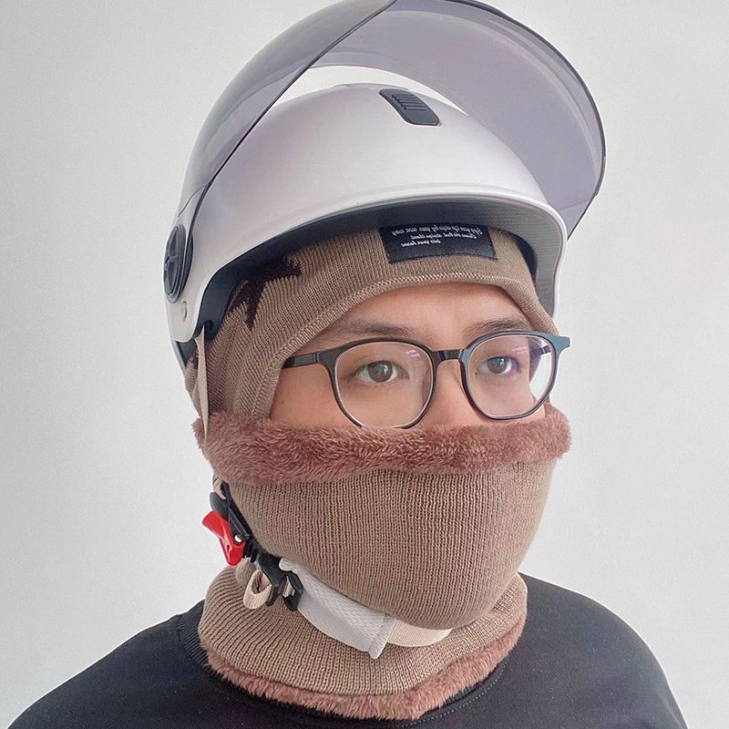 2024 new male hat furry man around his neck and winter warm-and-wind-proof ride