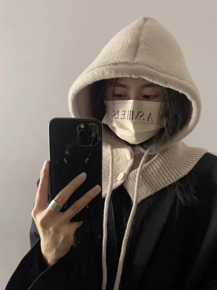 The new Baraklafa hat for the autumn and winter men and women knitting hair hats against the wind and cold head covering their ears