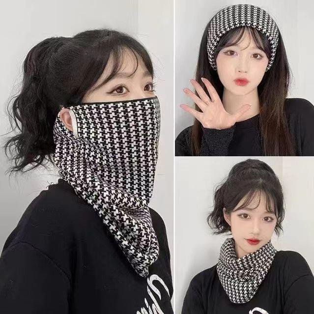 In winter, the snow mountain outside of the mask rises to warm the winter with a cold neck