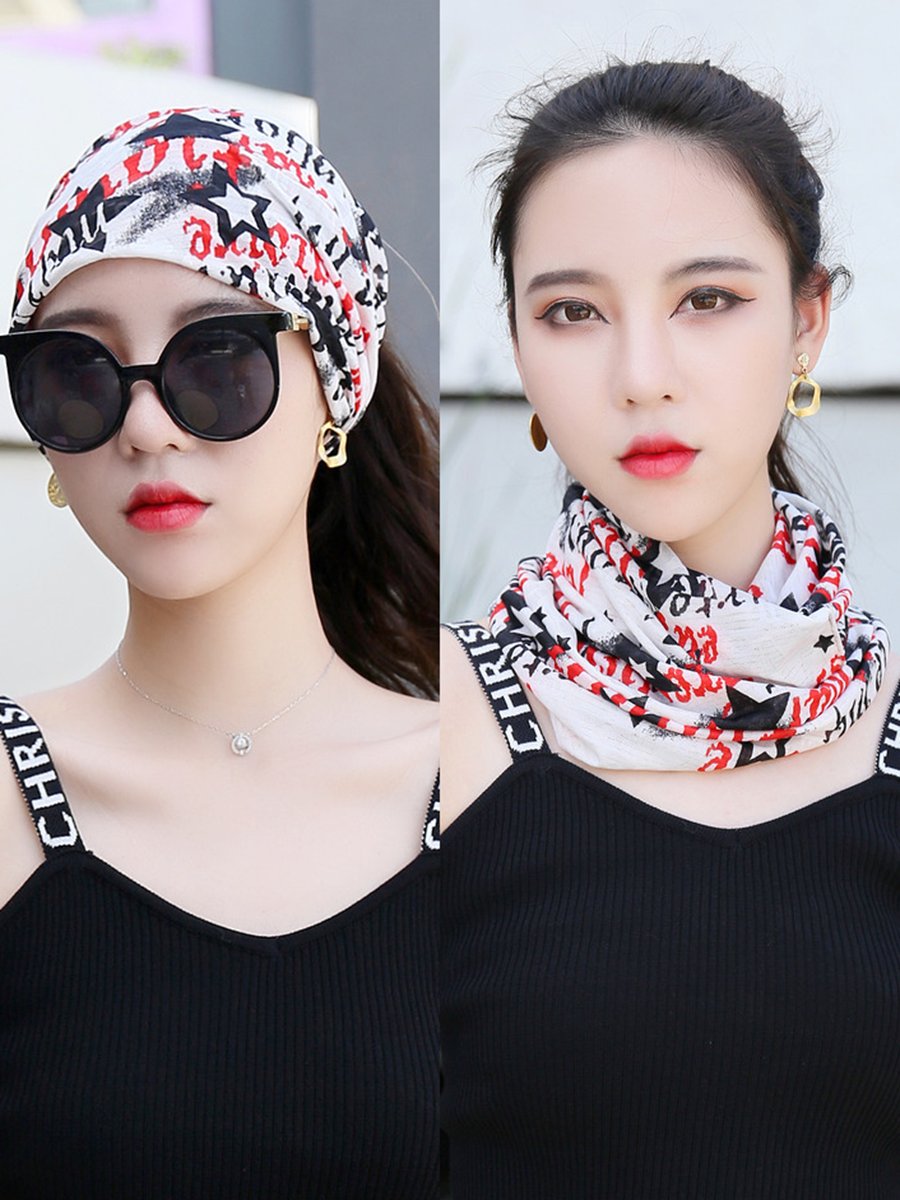 Summer sun-turban women with ice caps and multi-hatted super-sweet students to cover the sun