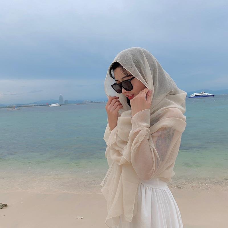 The nation's north-west Hong Kong tourist desert wears a super-tan-proof turban cotton turban scarf