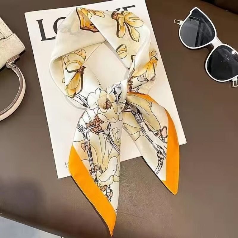 Hangzhou Silk Maiden Summer Shoes with seven colour-colored scarfs