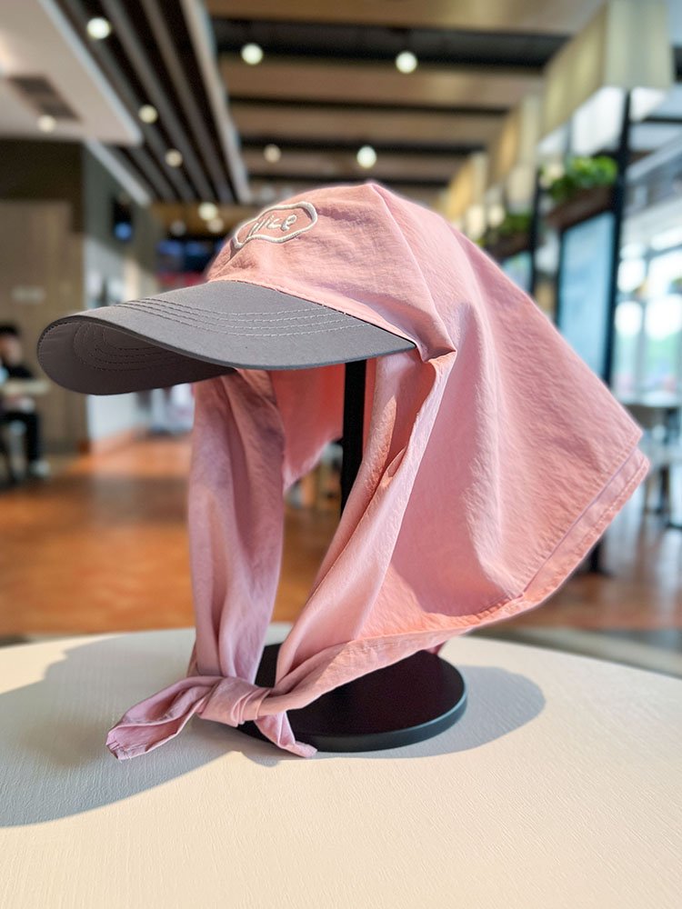 The Korean colored dry turban and suncap outside the sunscreen
