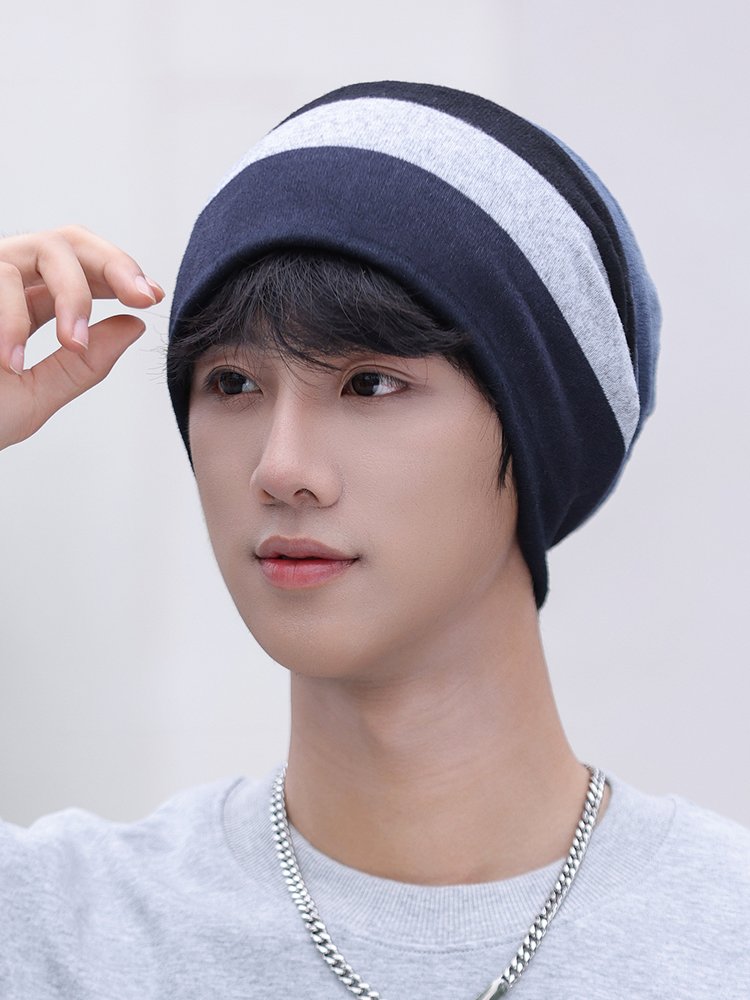 New warm hat for the autumn winter