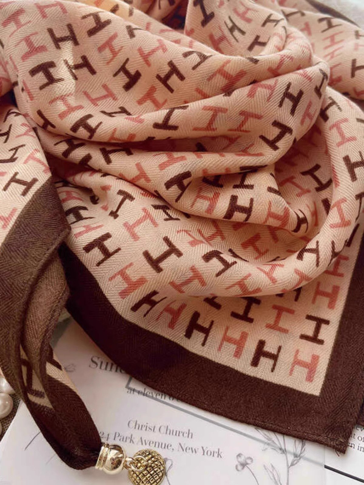 A new 2024 for the neck scarf girl, a little scarf girl, in the autumn and winter turban neck