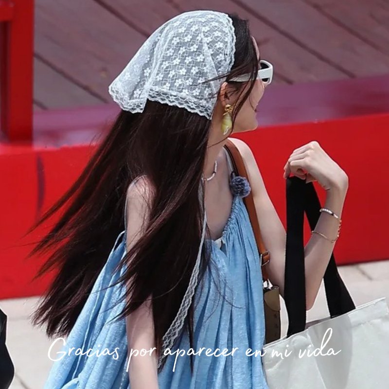 Naza and the lace turban