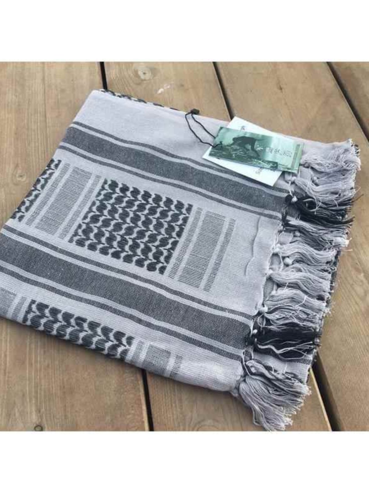 The Arab Tactical Scarves against the Wind-heads, the magic scarf of the desert headscarves outside the open