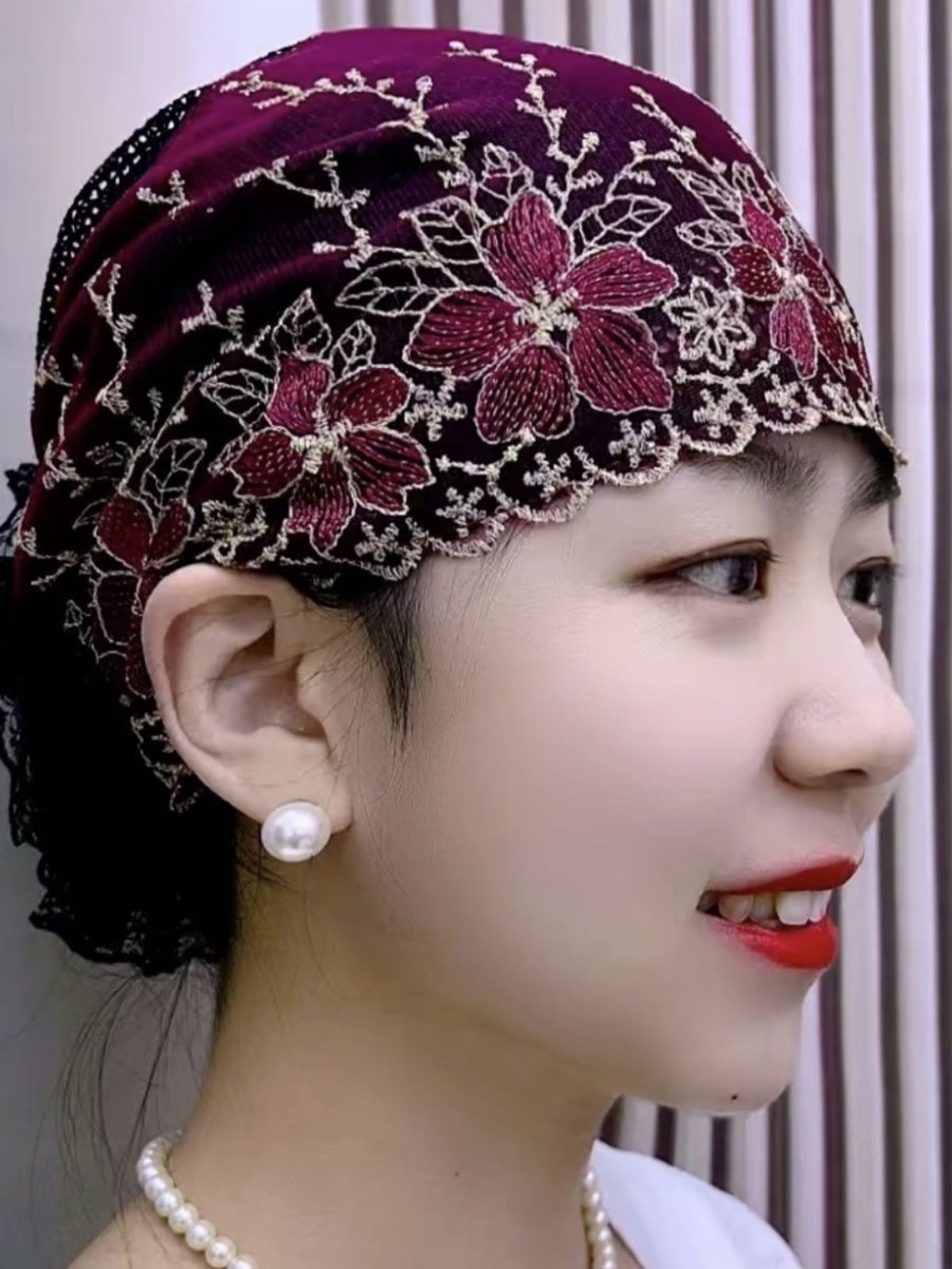 A new turban with tatters and twirls and twirls