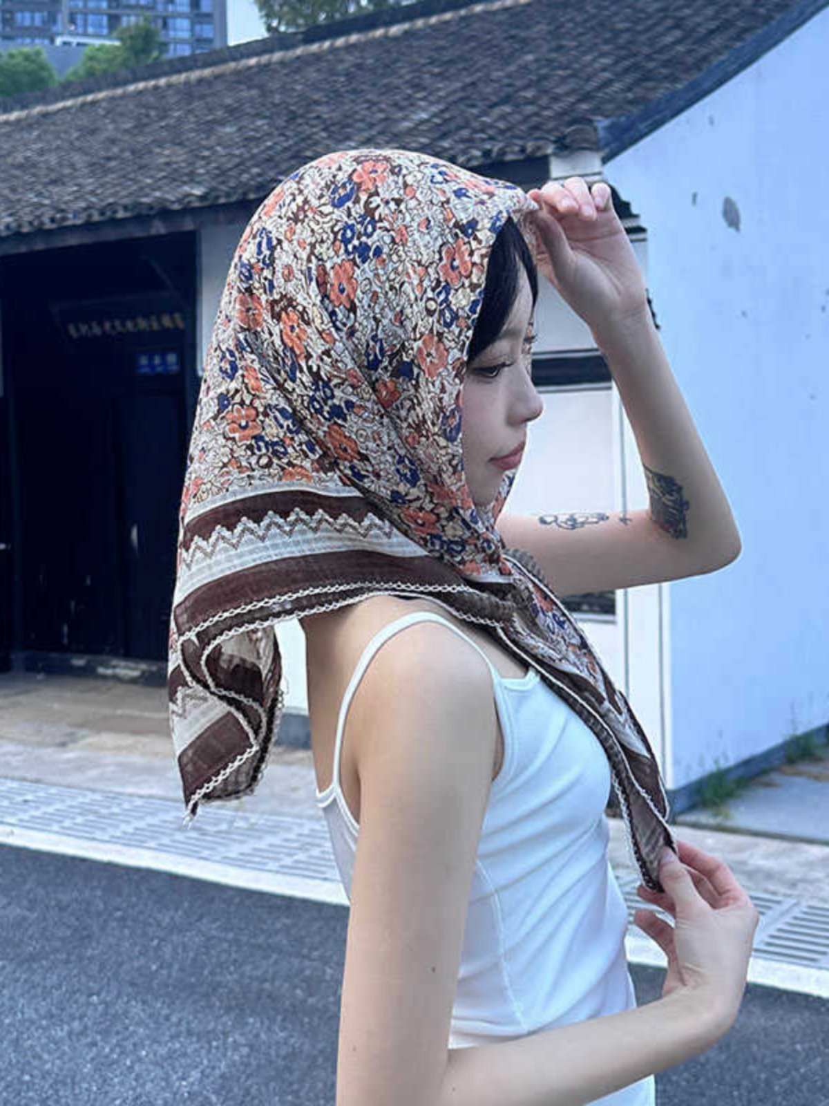 Triangular turbans, turbans, turbans, turbans
