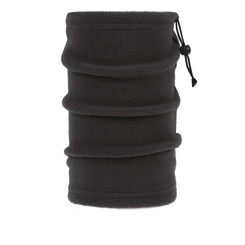 A warm-headed, outdoor mountain-riding exercise with a thick mask and a velvet velvet for men and women