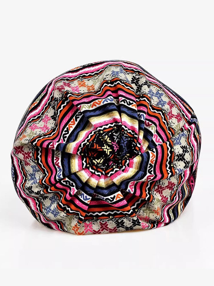 The thin caps are two-seasoned turban caps with a four-season tampoon movement of men and women