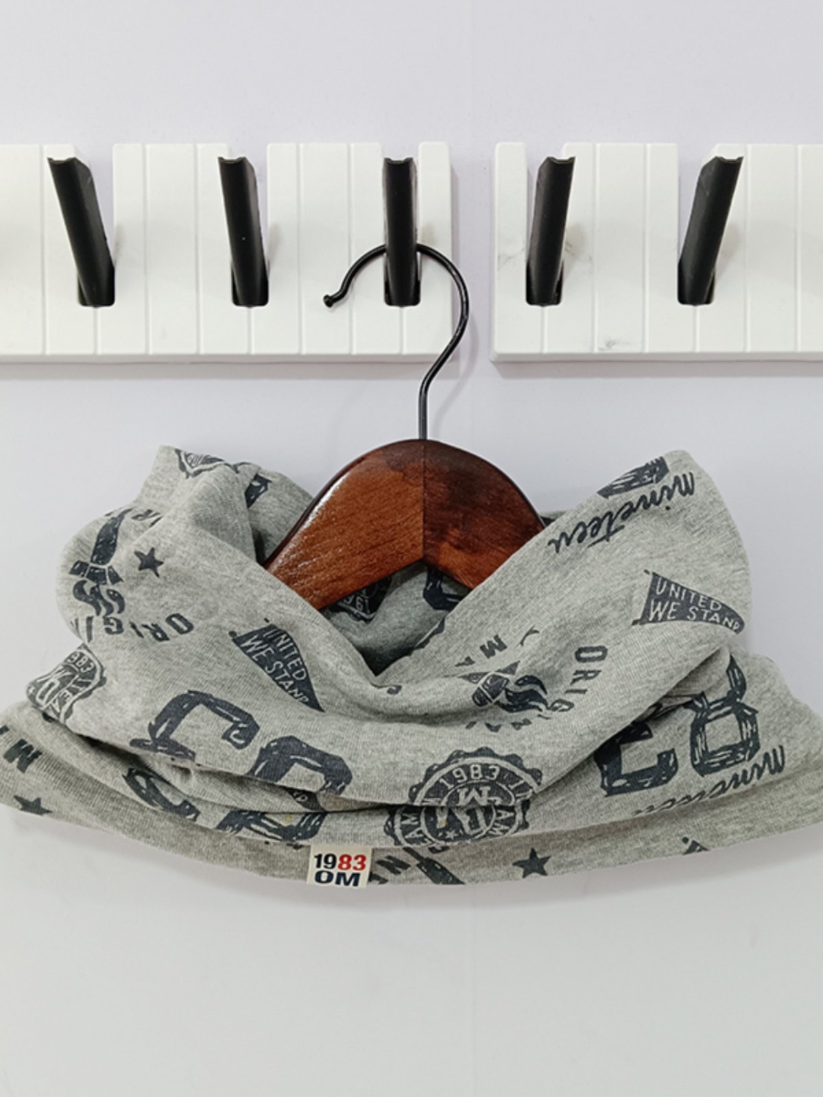 FOREIGN TRADE TAIL CAPS, MALE HATS AND WOMEN, WARM AND WARM, COLD AND COLD, SPRING AND AUTUMN CAPS AND BUN HATS, A709