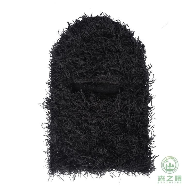 The colored cyclist's skiing turban caps are warm and warm in winter