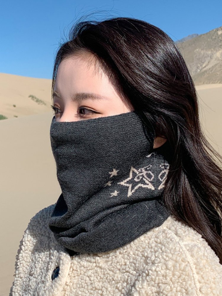 "The hysteria of the Autumn and Winter Ride with a hundred knitting pins and a wind mask with a thick, vermin of the neck."