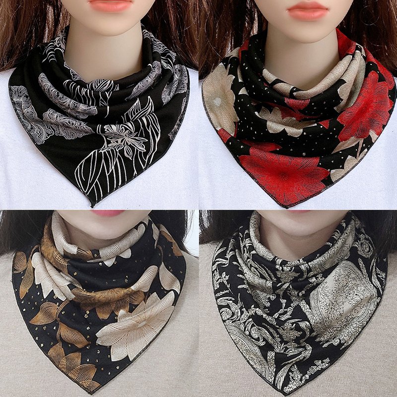 Ms. Tweaks' scarf in the autumn and winter