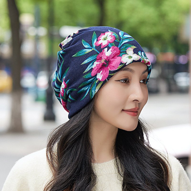 She's got a cap on her head
