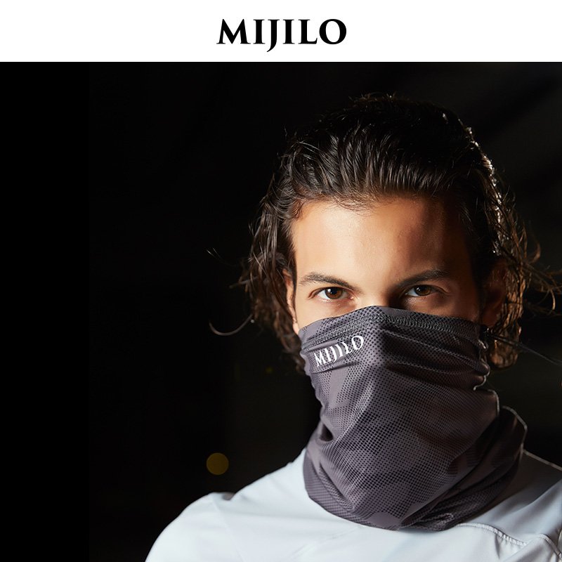 MIQUILO MIJILO, UV-FREE ICE-WIRE NECK, SUMMER SUN-COVERED TWILIGHT-SKINNED MAN RIDES A HOOD