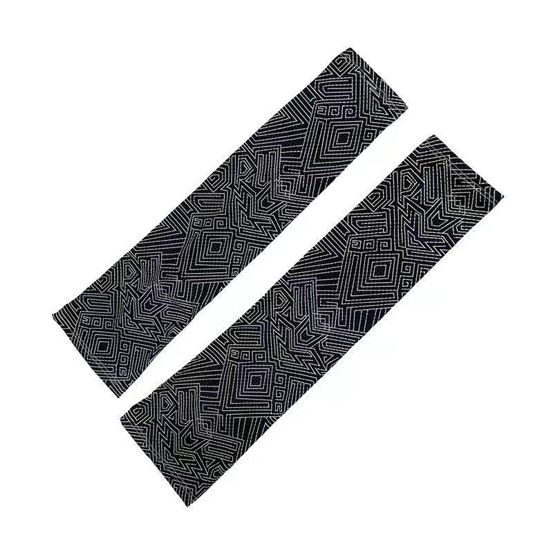 A sand-proof mask for men and women driving around their sleeves to protect their necks from dust magic headscarves