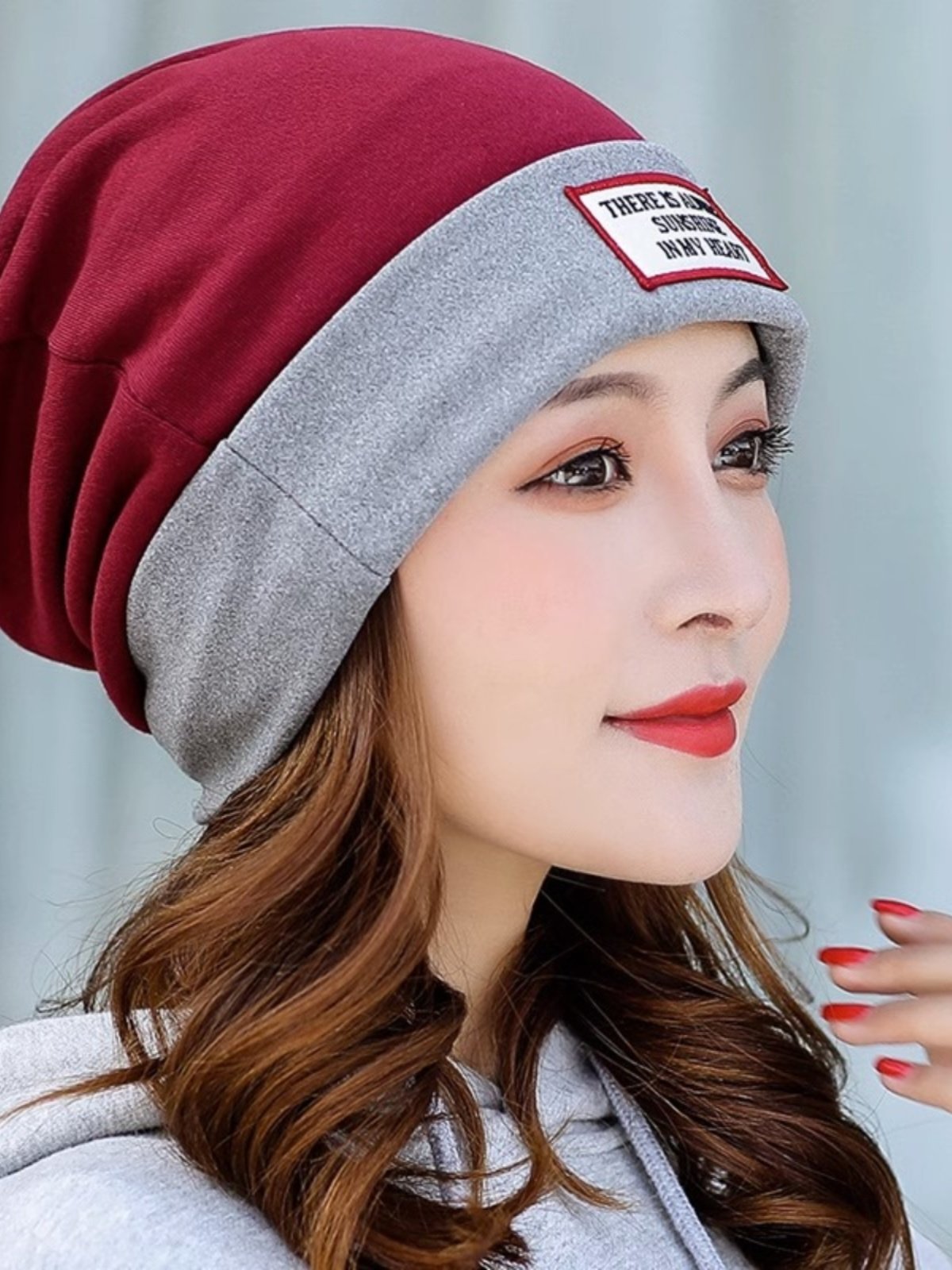Ms. Autumn Hat, warm hoods, multi-purpose roll-side sticker caps for cold and wind-proof caps