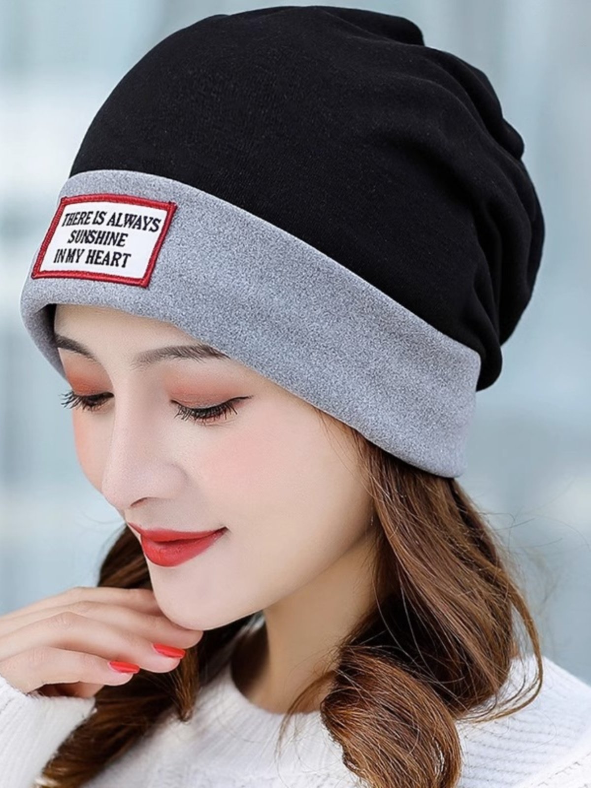 Ms. Autumn Hat, warm hoods, multi-purpose roll-side sticker caps for cold and wind-proof caps