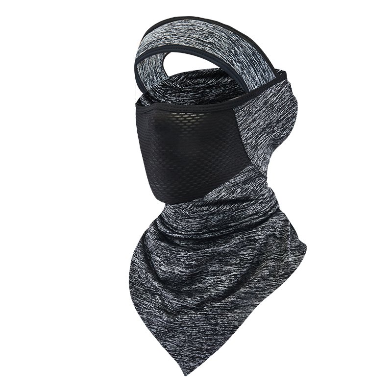 The magic headscarf ice-skinned mask men and women riding their heads around the house in the summers on foot and fishing for their necks