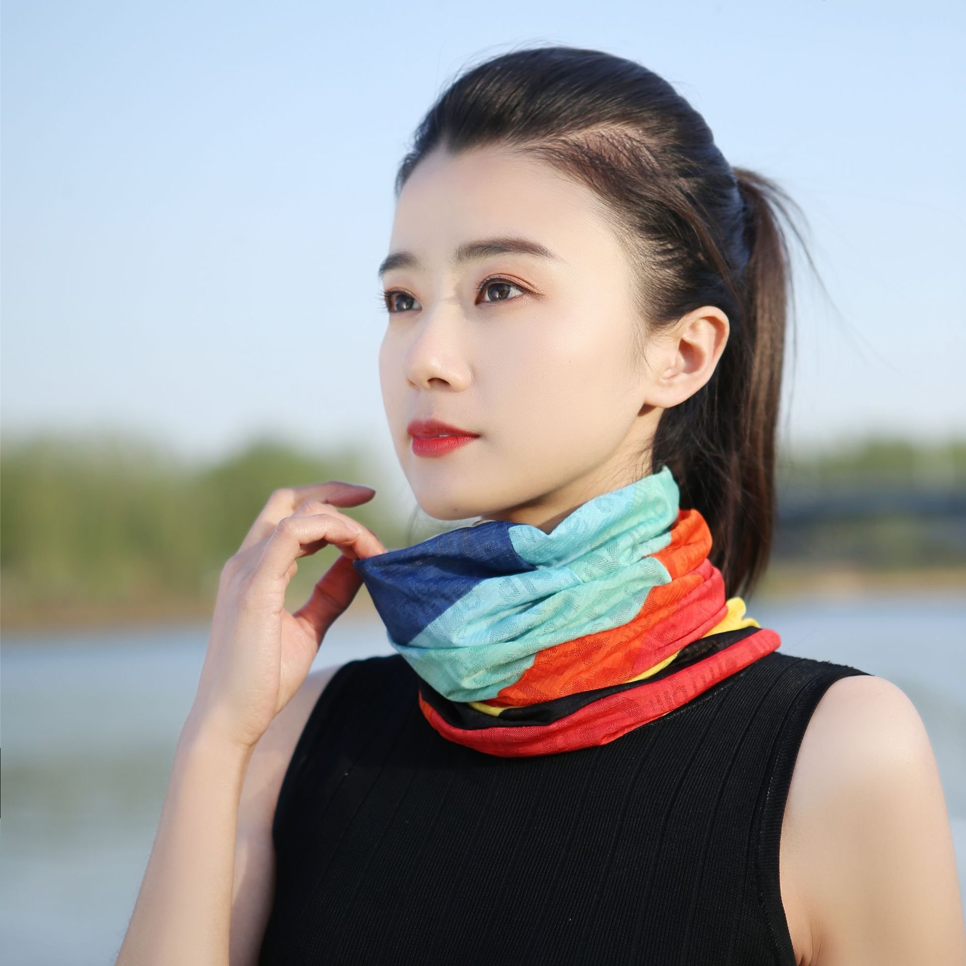 Summer sun-proof ice-skinned neck-scarved girl