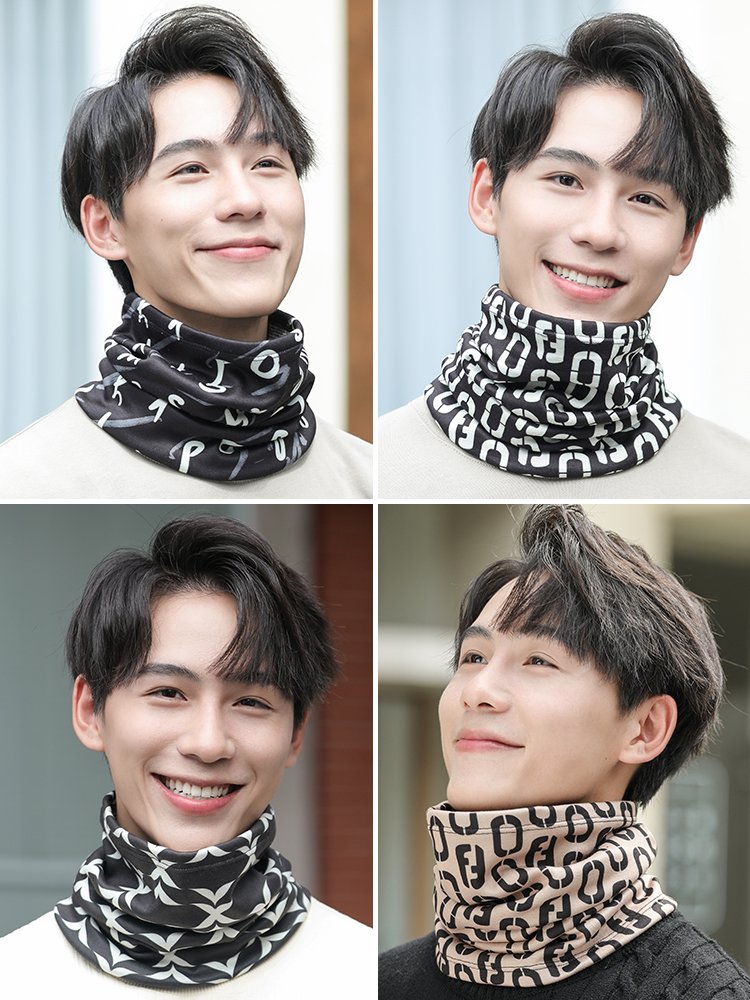A man with a tweezer's winter warmer and velvet for his neck vertebrae