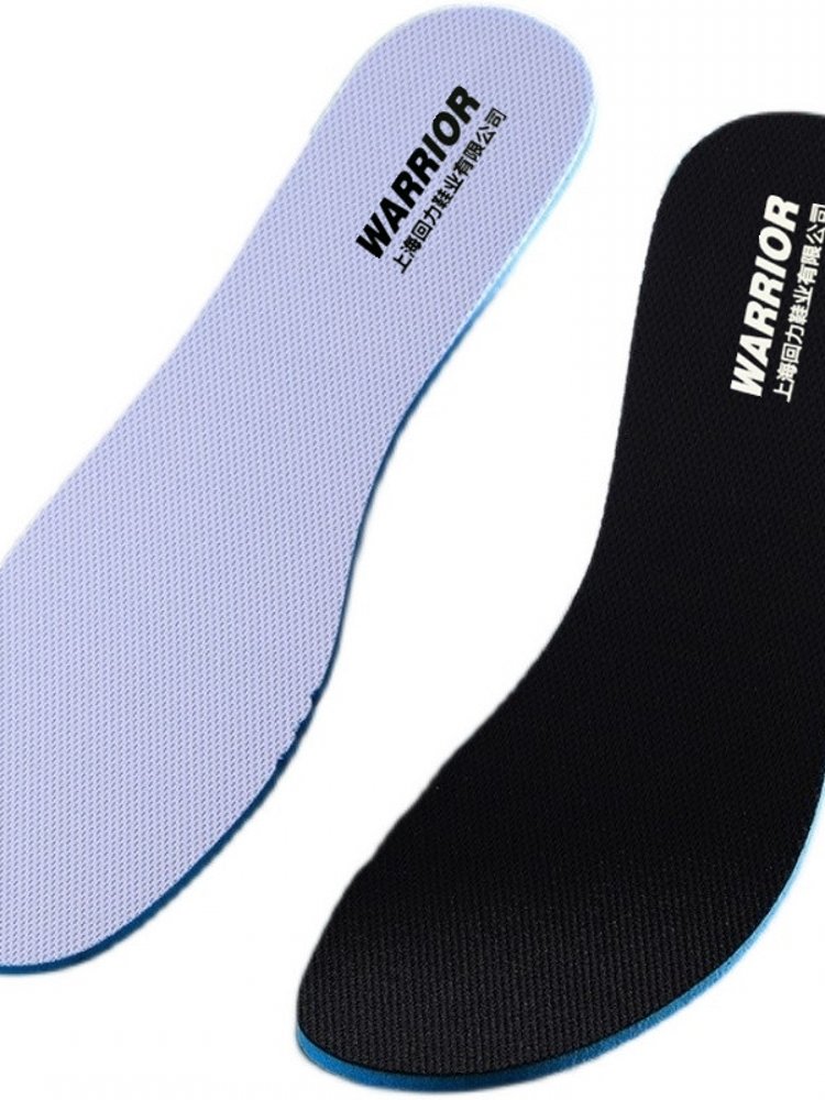 Resilient sneakers. Men and women with breathproof air