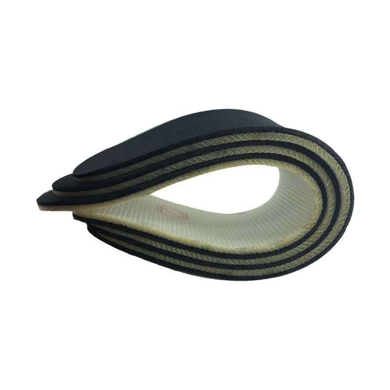 A man who wears a nail-proof shoe pad to support a woman who works in a shoe pad is resistant to grinding