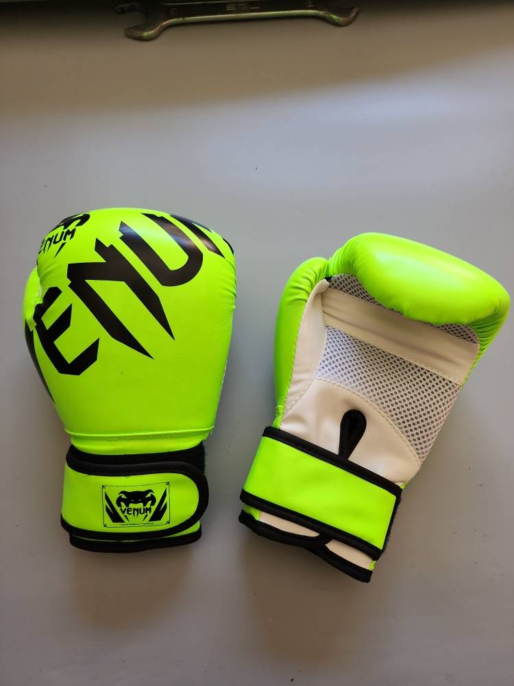 Boxing gloves Children Sanduchu Muay Thai adult men and women professional fighting fighting training children's sand wrap gloves