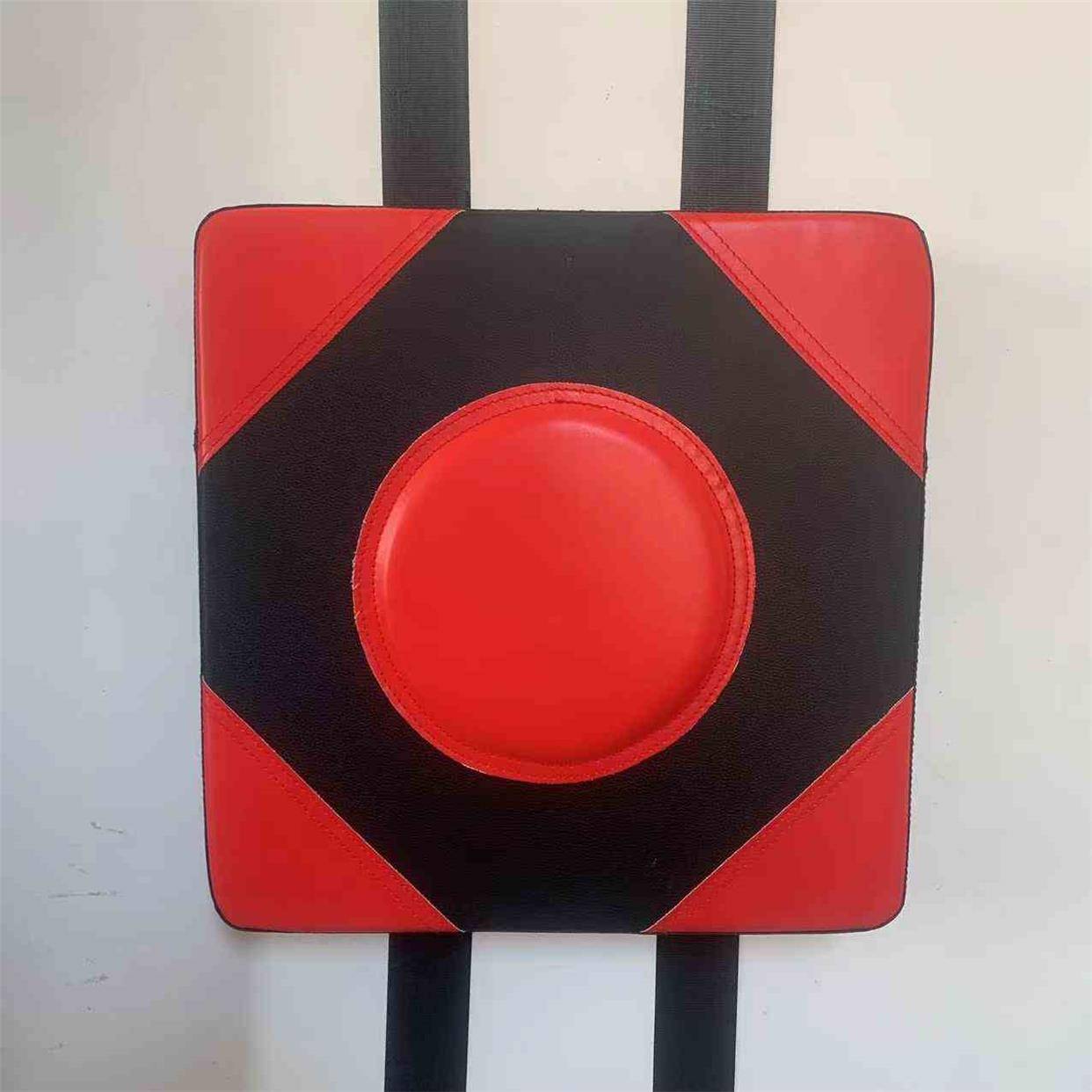 High-to-high red-and-black-wall targets, single-adult one-man